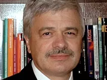 A kórházi gyógyszerészek lobbierejétől a kusza érdekviszonyokig