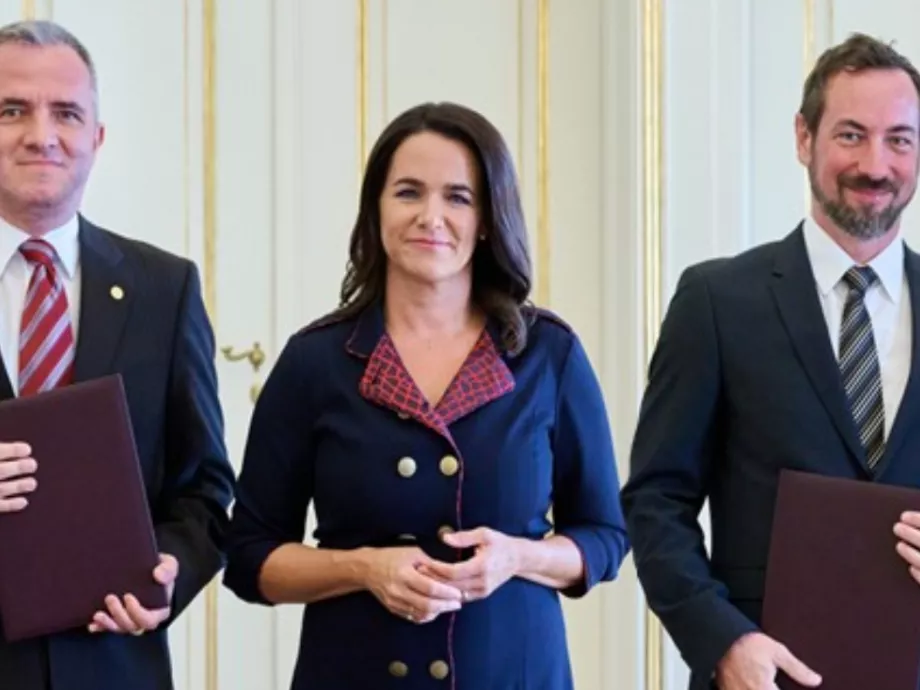 Két új professzor az SZTE Gyógyszerésztudományi Karán