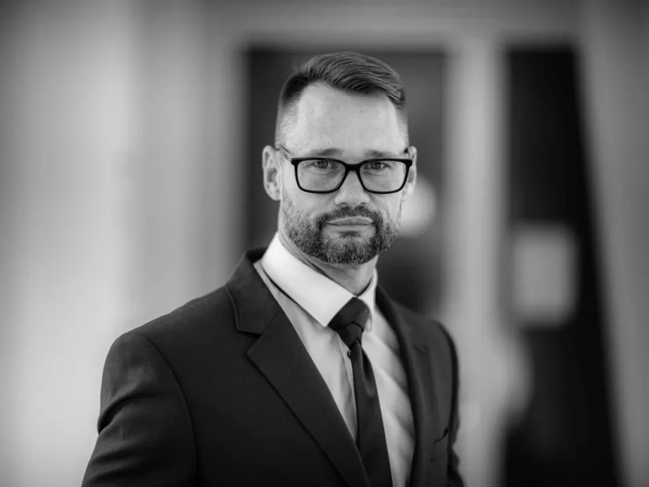 Elhunyt Jakab Ferenc virológus professzor