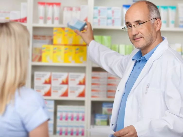 A munkaerőhiánytól a fiatalok patikai tulajdonszerzéséig