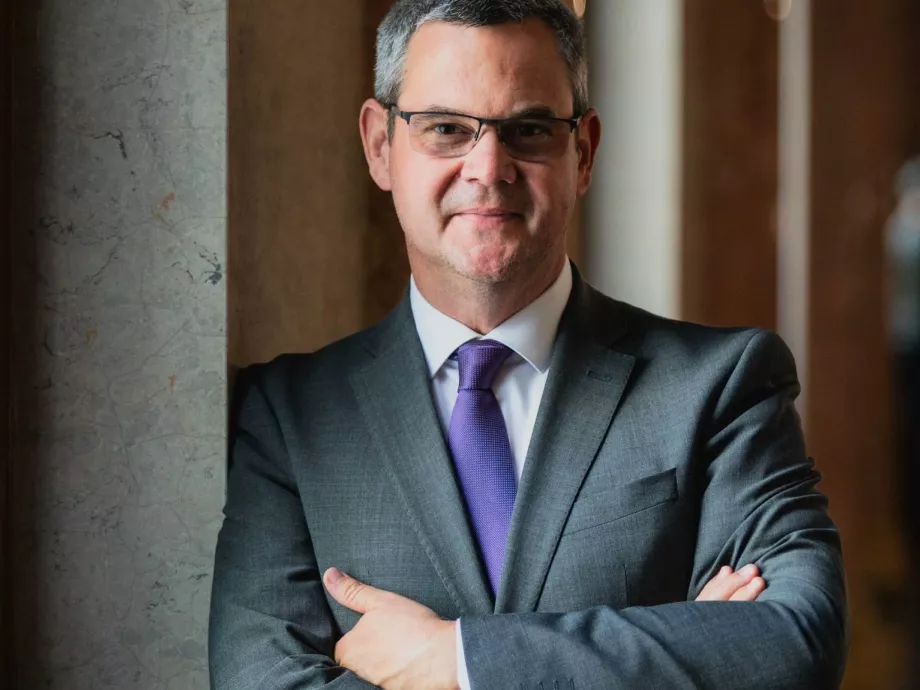 Takács Péter indítványa a gyógyszerek áfájáról