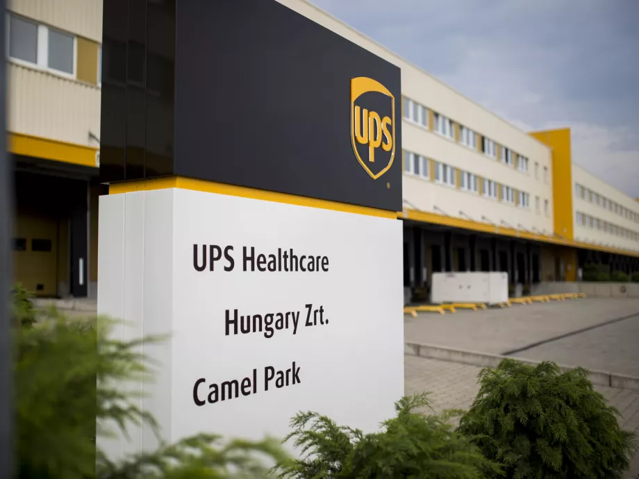 Magyarországon is bővít a UPS egészségügyi üzletága