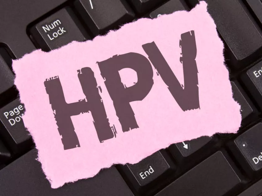 Már hazai forrásból biztosítják a fiúk HPV elleni oltását