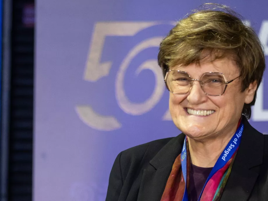 Az SZTE hallgatóinak tartott szemináriumot Karikó Katalin