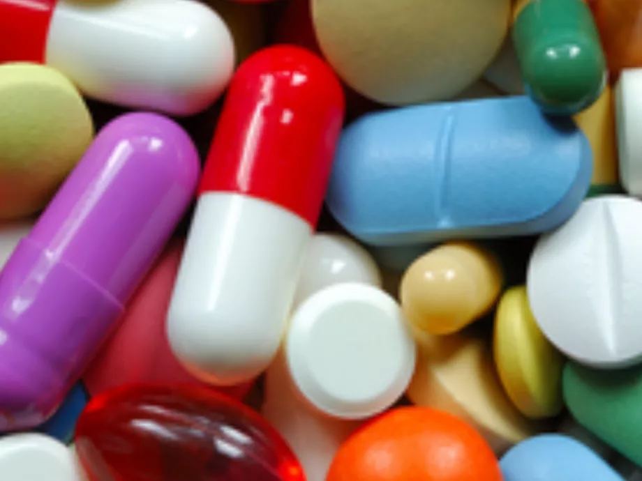 Túladagolható vitaminok és megfázás elleni szerek